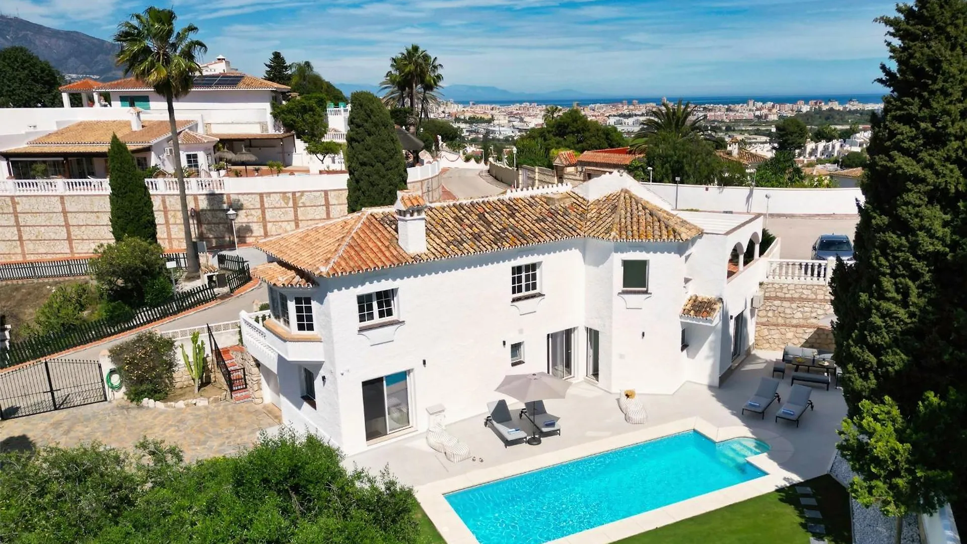 New! Stylish 3 Ensuite Villa With Stunning View & Private Pool - Costal Del Sol MIJAS COSTA